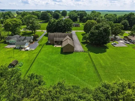 378 Hickory Heights Court Bowling Green KY 42104