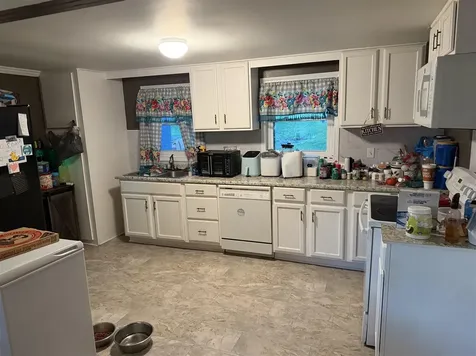 1159 Brookwood Drive Bowling Green KY 42101