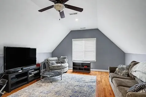 925 Wrenwood Drive Bowling Green KY 42103