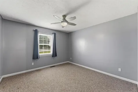 937 Dripping Springs Road Glasgow KY 42141
