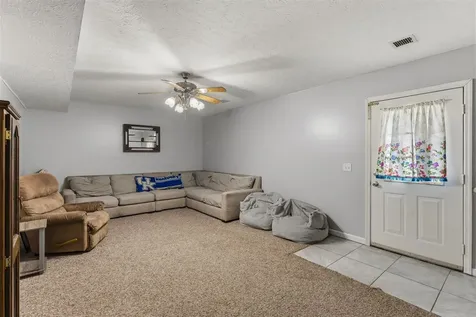 937 Dripping Springs Road Glasgow KY 42141