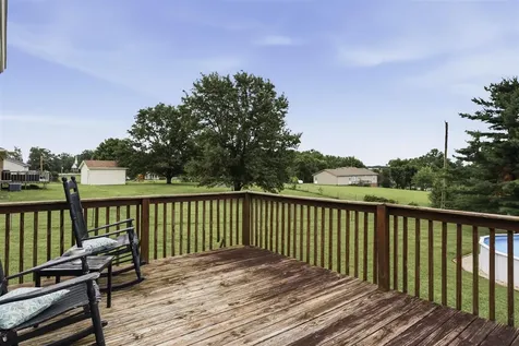 937 Dripping Springs Road Glasgow KY 42141
