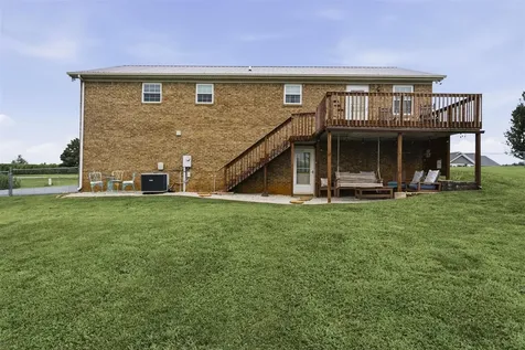 937 Dripping Springs Road Glasgow KY 42141