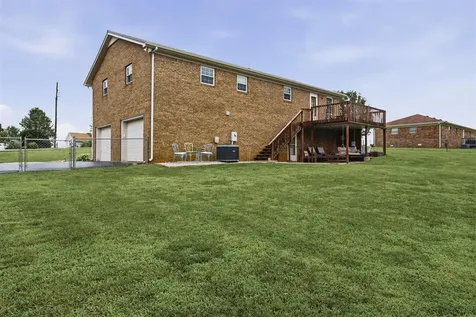937 Dripping Springs Road Glasgow KY 42141
