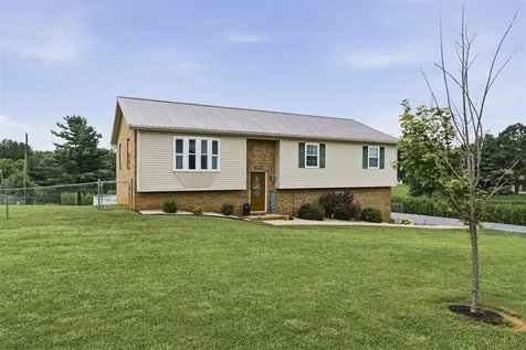 937 Dripping Springs Road Glasgow KY 42141