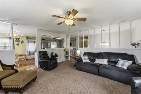 937 Dripping Springs Road Glasgow KY 42141