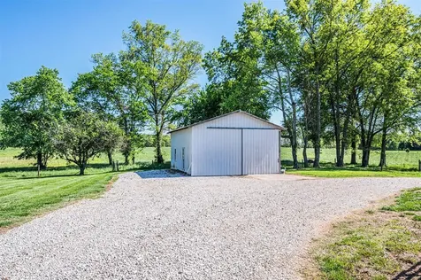 644 M Johnson Road Smiths Grove KY 42171