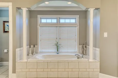 196 Rigelwood Lane Bowling Green KY 42104