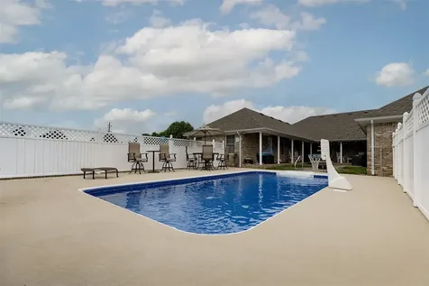 196 Rigelwood Lane Bowling Green KY 42104