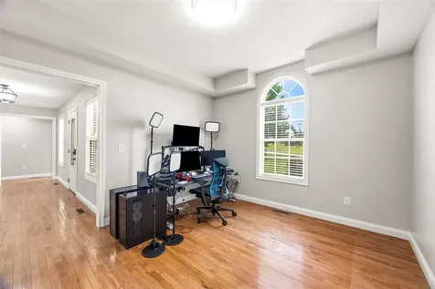 2368 Noah Bledsoe Road Smiths Grove KY 42171