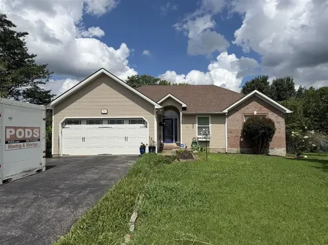 731 Park Hills Street Bowling Green KY 42101