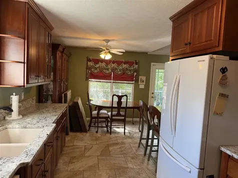 731 Park Hills Street Bowling Green KY 42101