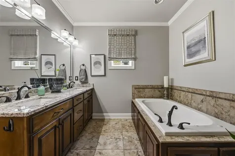 351 West Promenade Bowling Green KY 42103
