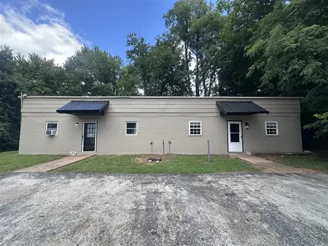 628 & 630 W Main Street Auburn KY 42206