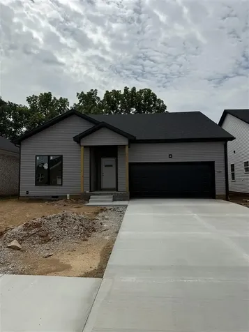 1169 Shallowford Street Bowling Green KY 42101