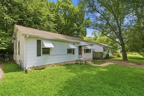1642 Catherine Drive Bowling Green KY 42101
