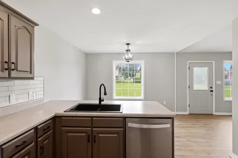 732 Hillgreen Street Bowling Green KY 42101