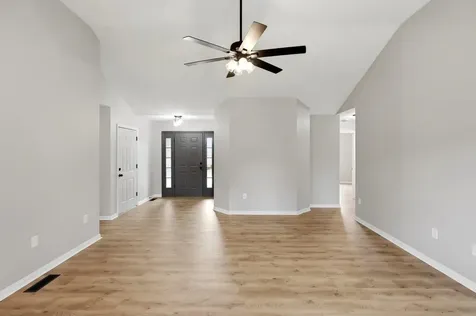 732 Hillgreen Street Bowling Green KY 42101