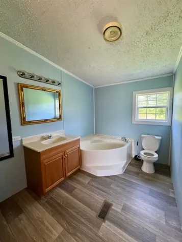 537 Corinth Oakville Road Russellville KY 42276