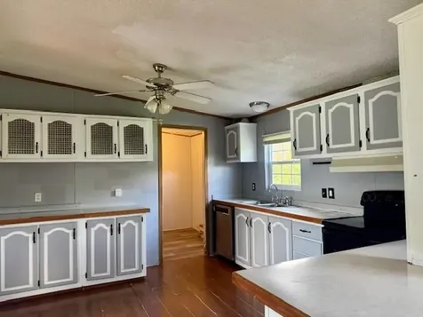 537 Corinth Oakville Road Russellville KY 42276