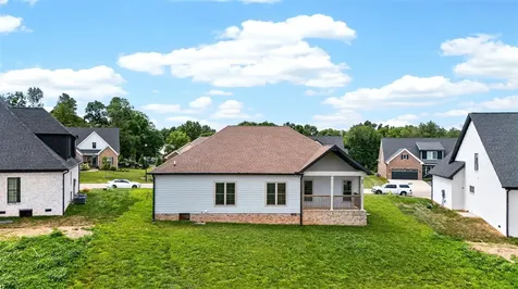 6533 Summer Shade Circle Alvaton KY 42122