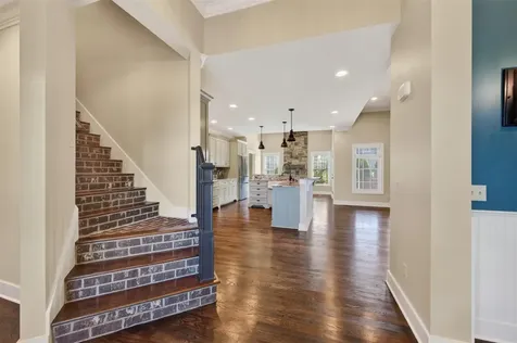 205 Little Bear Court Bowling Green KY 42104