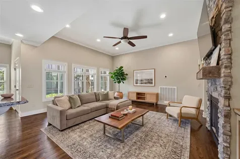 205 Little Bear Court Bowling Green KY 42104