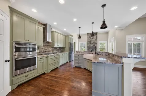 205 Little Bear Court Bowling Green KY 42104