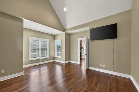 205 Little Bear Court Bowling Green KY 42104