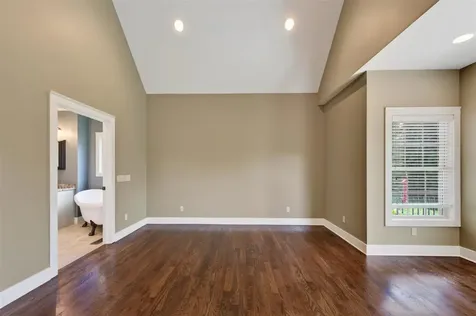 205 Little Bear Court Bowling Green KY 42104