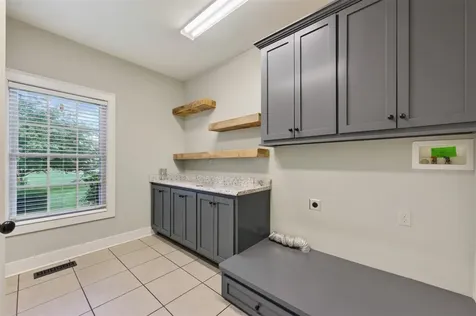 205 Little Bear Court Bowling Green KY 42104