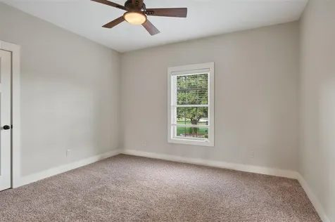 205 Little Bear Court Bowling Green KY 42104