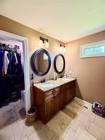 312 Maple Ridge Street Bowling Green KY 42101
