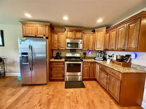 312 Maple Ridge Street Bowling Green KY 42101