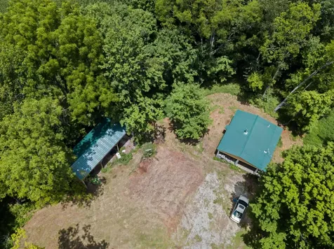 5732 State Line Road Adairville KY 42202