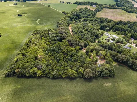 5732 State Line Road Adairville KY 42202