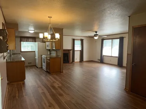 1624 Plano Richpond Road Bowling Green KY 42104