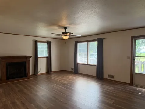 1624 Plano Richpond Road Bowling Green KY 42104