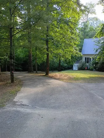 54 Turkey Foot Lane Scottsville KY 42164