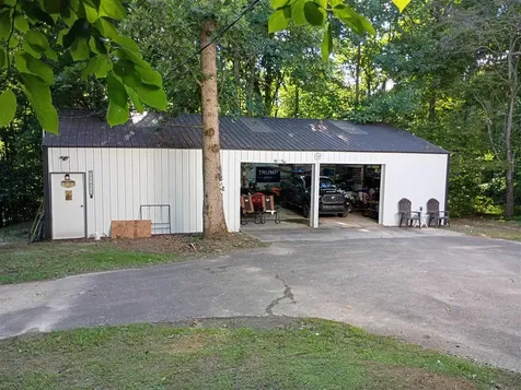 54 Turkey Foot Lane Scottsville KY 42164
