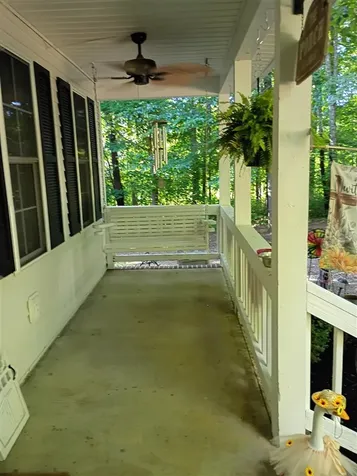 54 Turkey Foot Lane Scottsville KY 42164