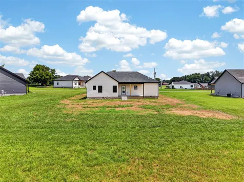 110 S Riverbend Drive Elkton KY 42220