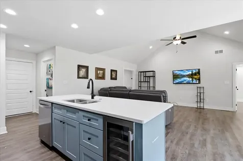 2042 Twilight Avenue Bowling Green KY 42104