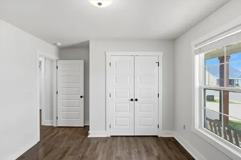 2042 Twilight Avenue Bowling Green KY 42104