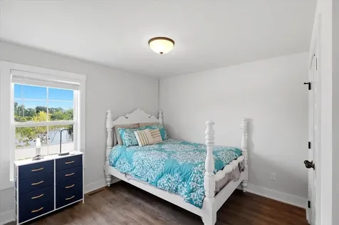 2042 Twilight Avenue Bowling Green KY 42104