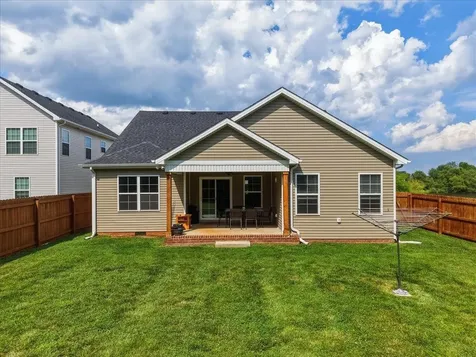 2042 Twilight Avenue Bowling Green KY 42104
