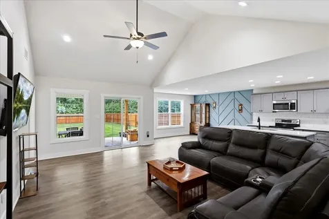 2042 Twilight Avenue Bowling Green KY 42104