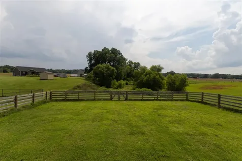 1193 Chandler Road Auburn KY 42206