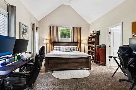 205 Hayden Heady Circle Bowling Green KY 42104