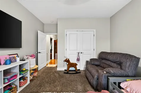 205 Hayden Heady Circle Bowling Green KY 42104